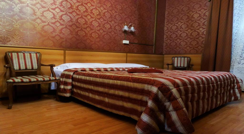 Hotel Cristina Roma Phòng bức ảnh